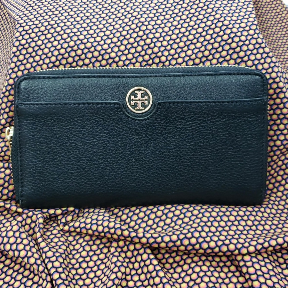 NEW Tory Burch Wallet